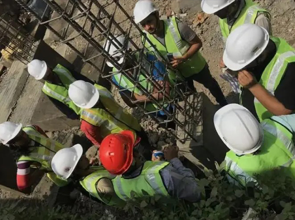 primul_program_interdisciplinar